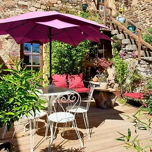 Hébergement de vacances L'echappée Belle, Castelnau-Pégayrols